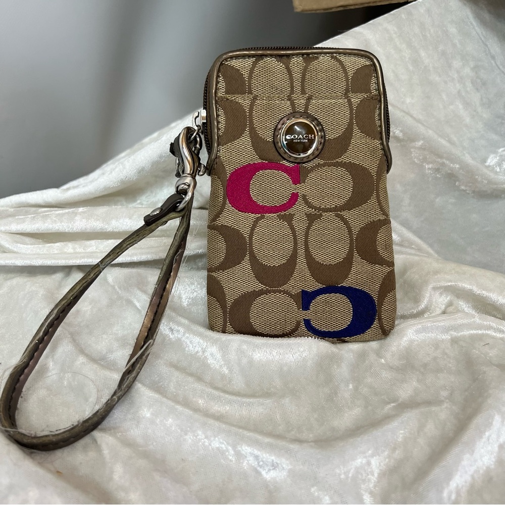 coach wristlet wallet coin purse FLAWED